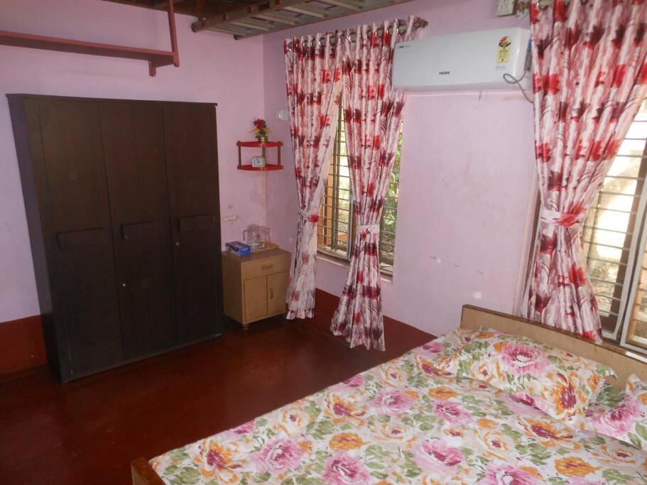 Runnin Airport - Homestay Gurpur Esterno foto