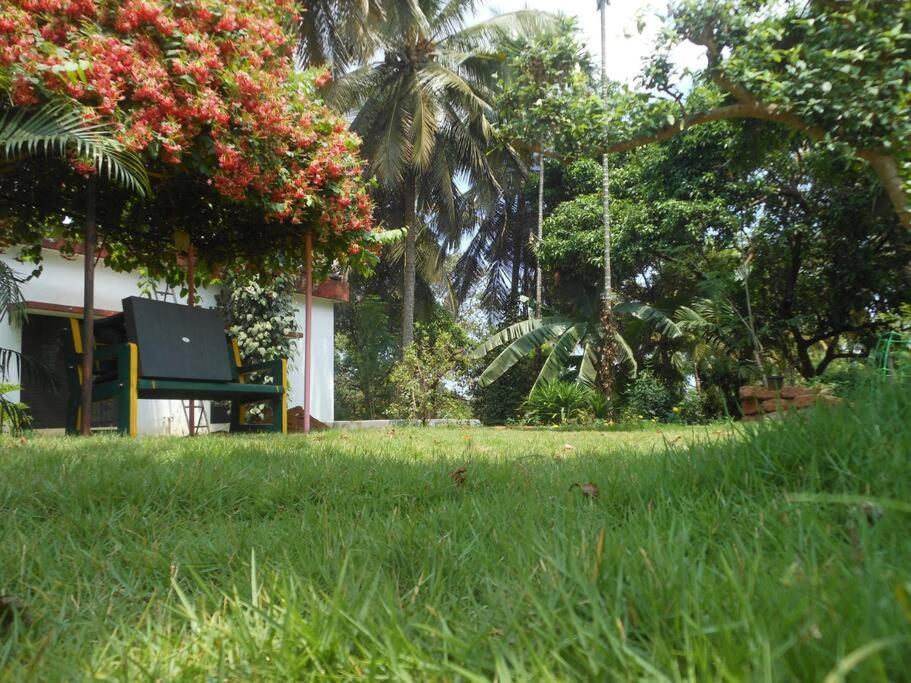 Runnin Airport - Homestay Gurpur Esterno foto