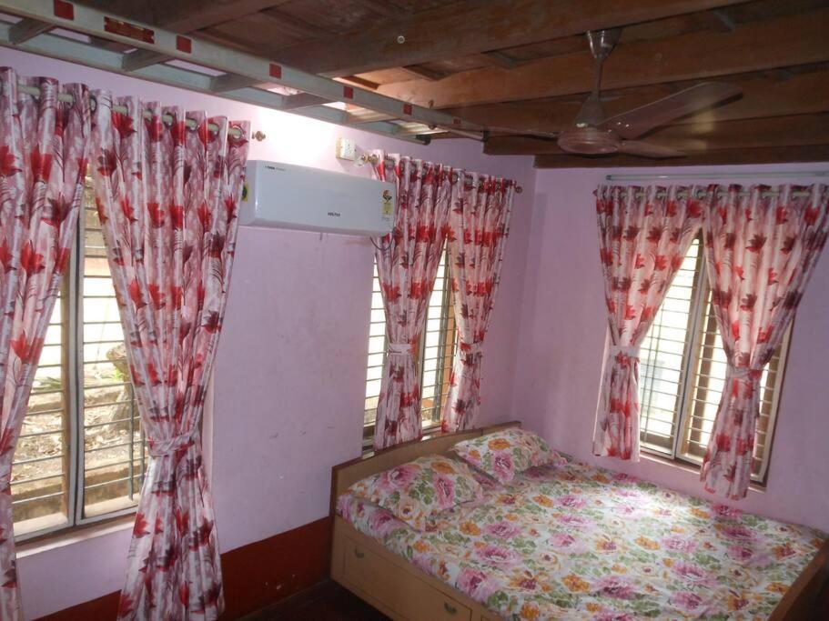 Runnin Airport - Homestay Gurpur Esterno foto